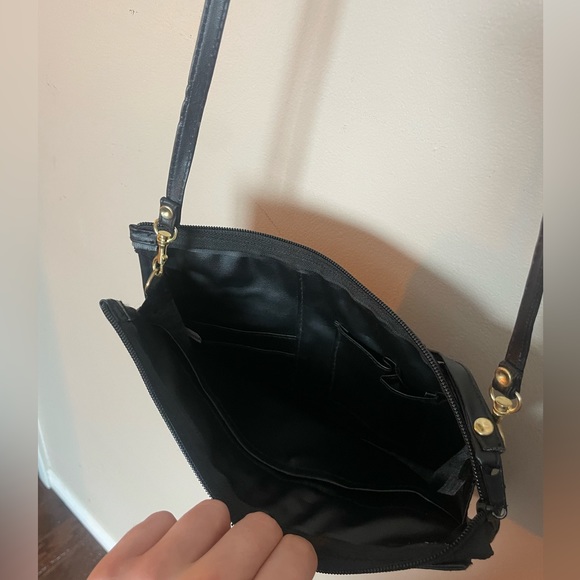 Crossbody Purse - Vegan Leather - Picture 5 of 7